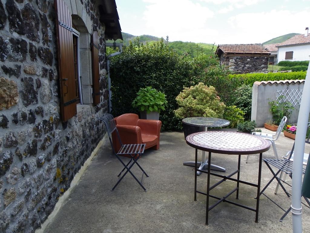 Bed and Breakfast Le Cabanon Thueyts Exterior foto