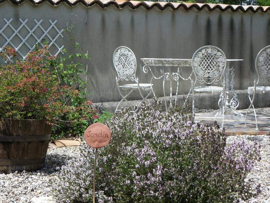 Bed and Breakfast Le Cabanon Thueyts Exterior foto