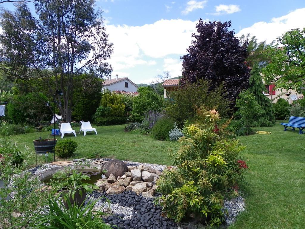 Bed and Breakfast Le Cabanon Thueyts Exterior foto